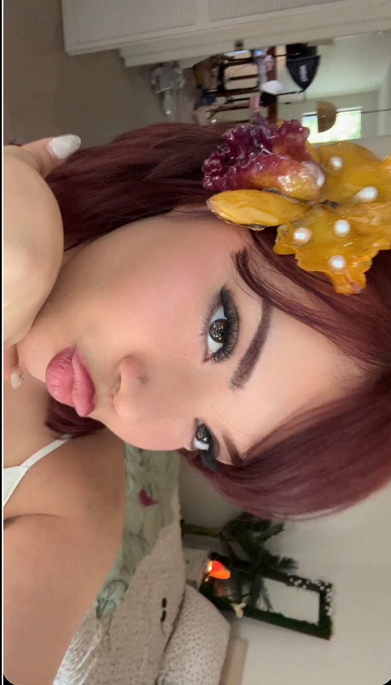 Golden Cattleya Clip