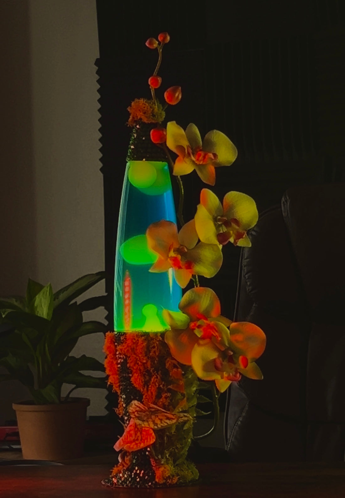 Lámparas de Lava Florales: La Magia Artesanal de Anita con Swing 🐠🫧🌱🌺