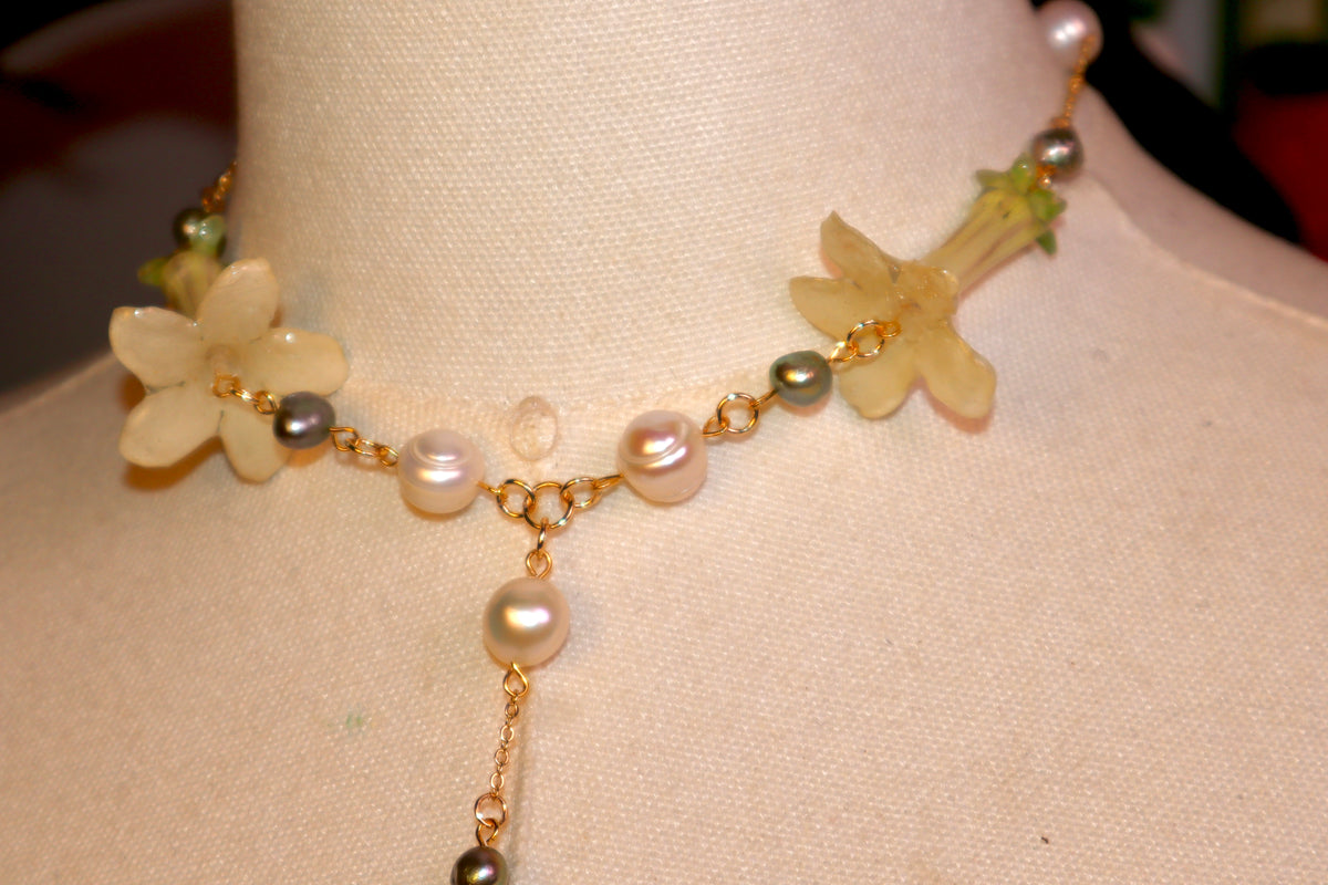 Jasmine ( collar )