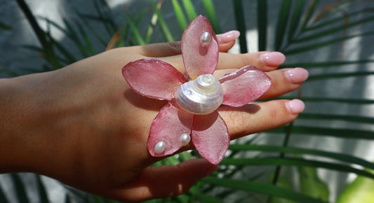 Plumeria & Shell Ring
