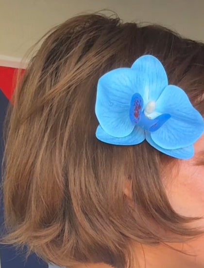 Blue Orchid Clip