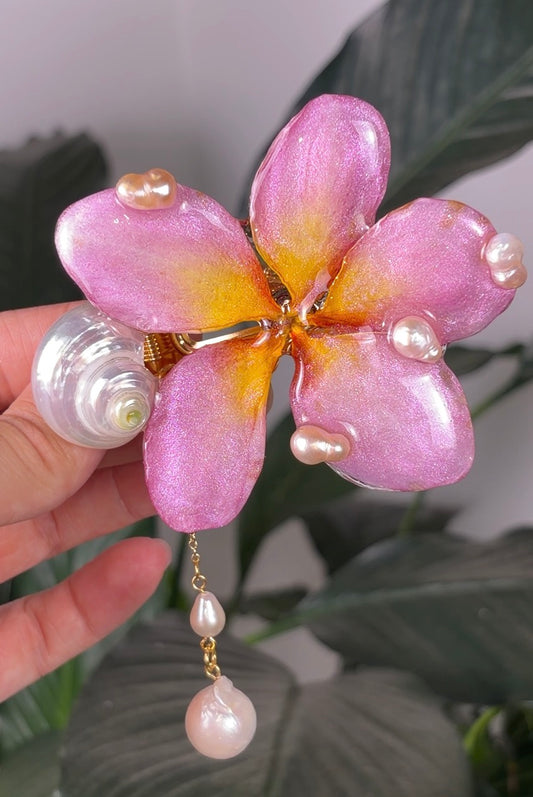 Plumeria Clip