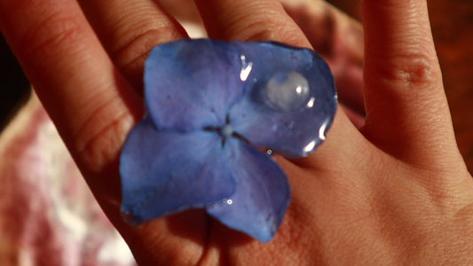 Hortensia & Piedra Lunar Ring
